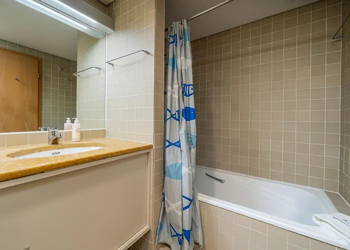 Floor Marina With Classic Charm #1995 Lägenhet