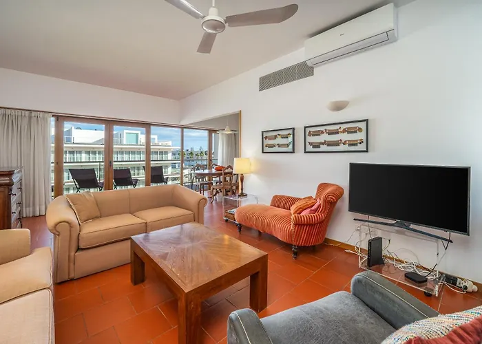 Floor Marina With Classic Charm #1995 Apartment