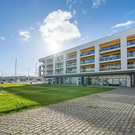 Apartman Floor Marina With Classic Charm #1995
